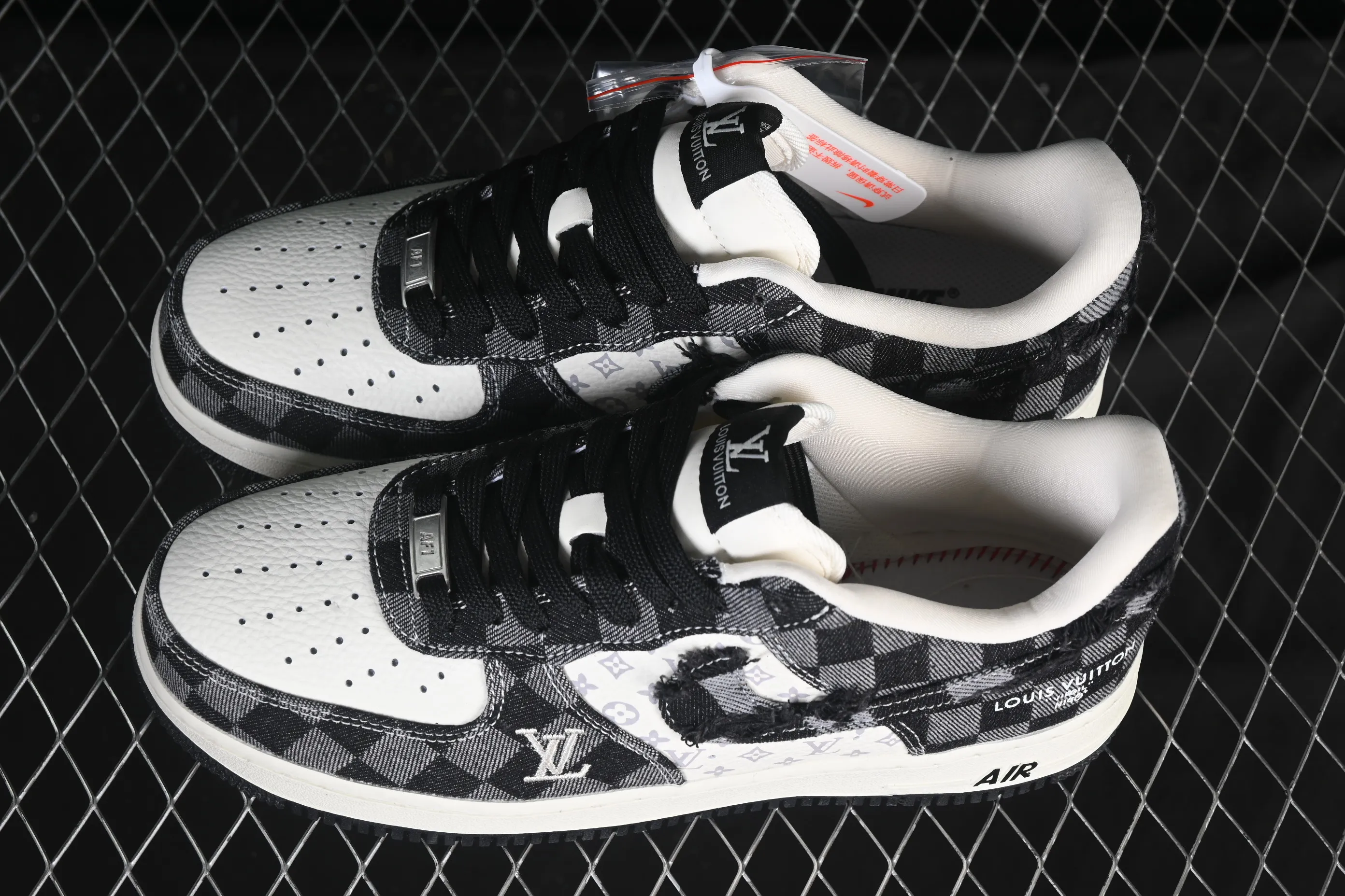 All categories Nk Air Force 1 Air Force series Nk Air Force 1 Low Air Force low-top Nike Air Force 1'07 Low LV joint white and black Air Force 1 low-top casual sneakers YF9511-817